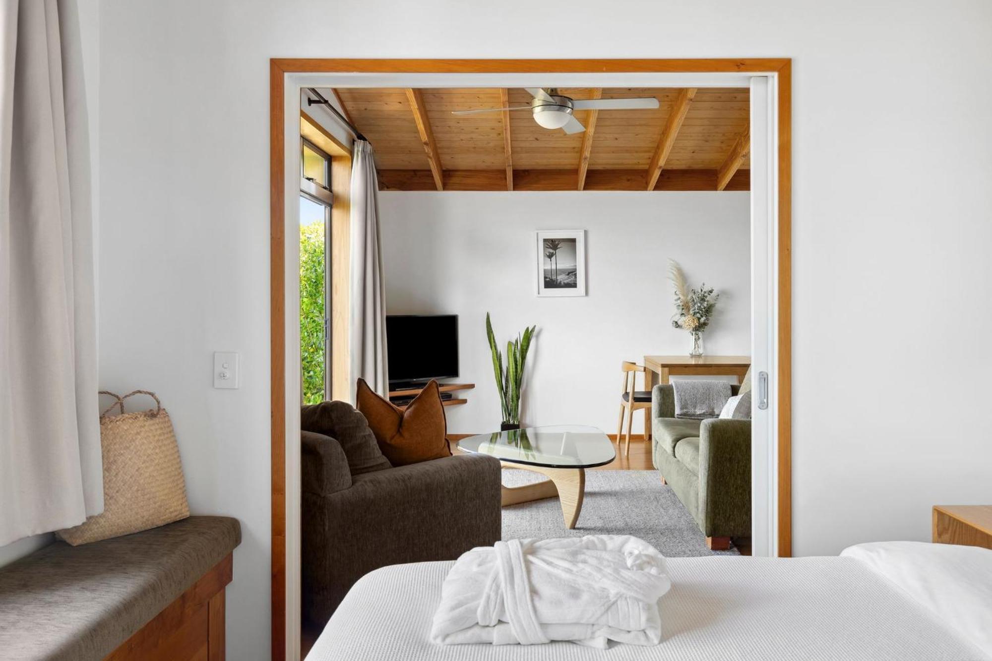Adrift In Golden Bay- Absolute Beachfront Villas (Adults Only) Collingwood Eksteriør bilde