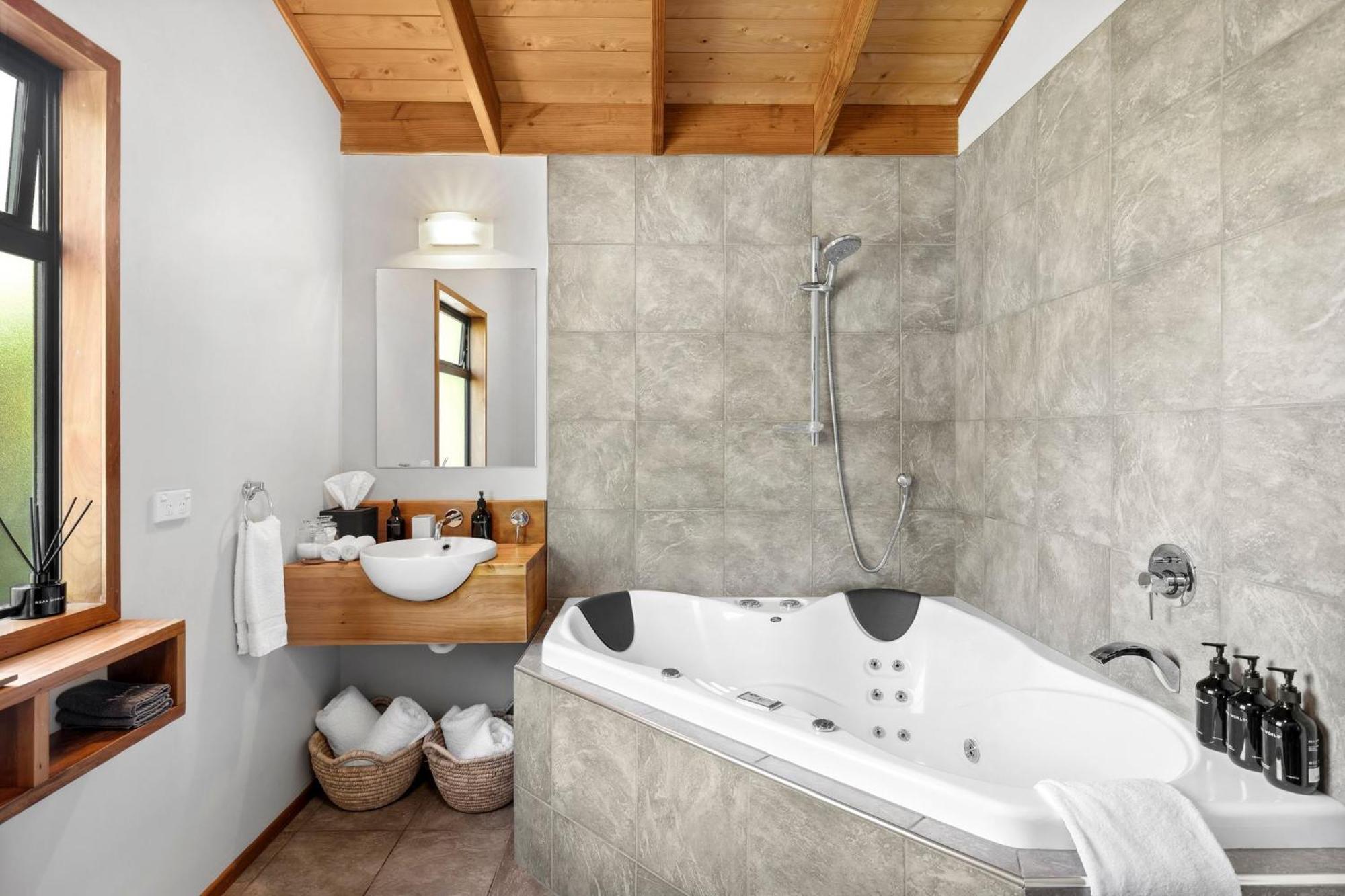 Adrift In Golden Bay- Absolute Beachfront Villas (Adults Only) Collingwood Eksteriør bilde